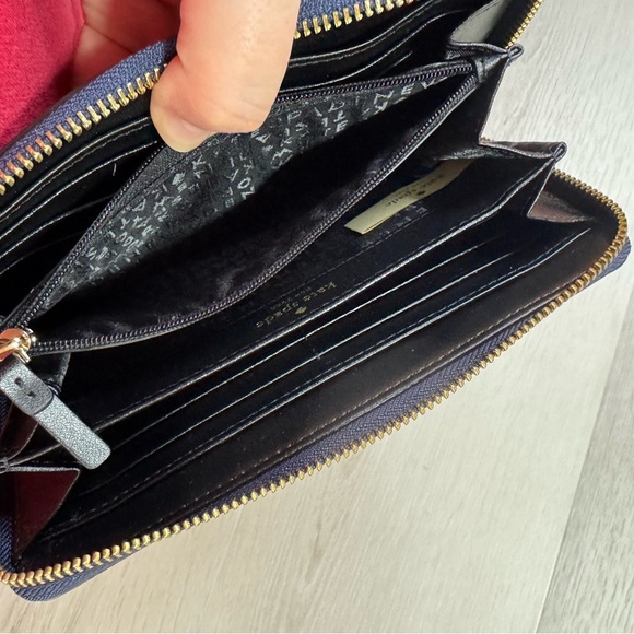 Kate Spade Navy Floral Women's Wallet - Picture 6 of 10